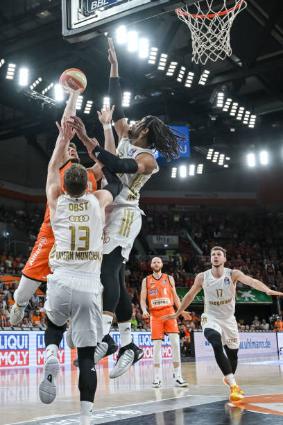 国际田联的 国际田联的