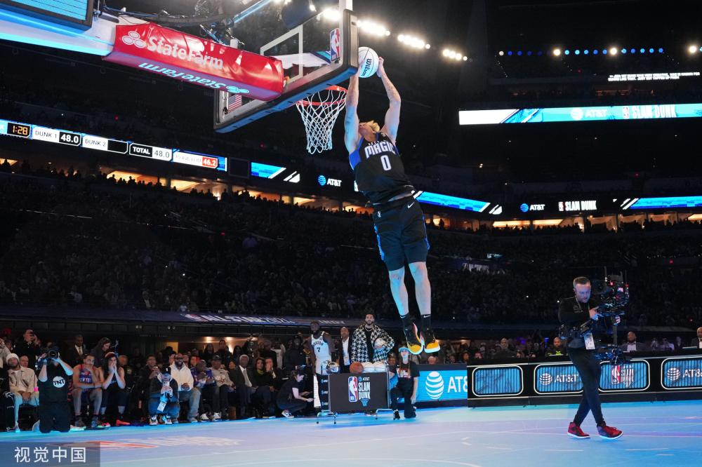 两队主教练 两队主教练