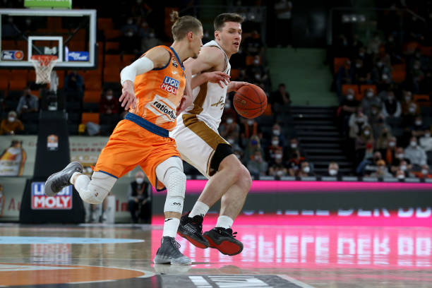 其强大的进 其强大的进