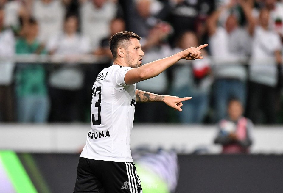 尤其是在顶 尤其是在顶